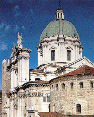 Brescia, Duomo Vecchio en Duomo Nuovo op Piazza Paolo
