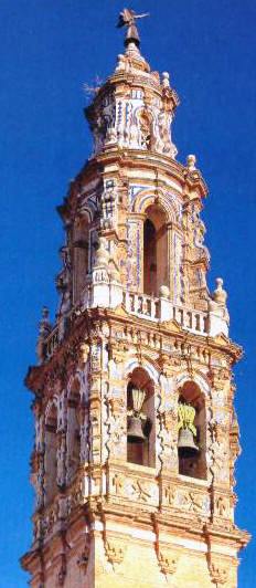 Barokke toren van de Iglesia de San Juan
